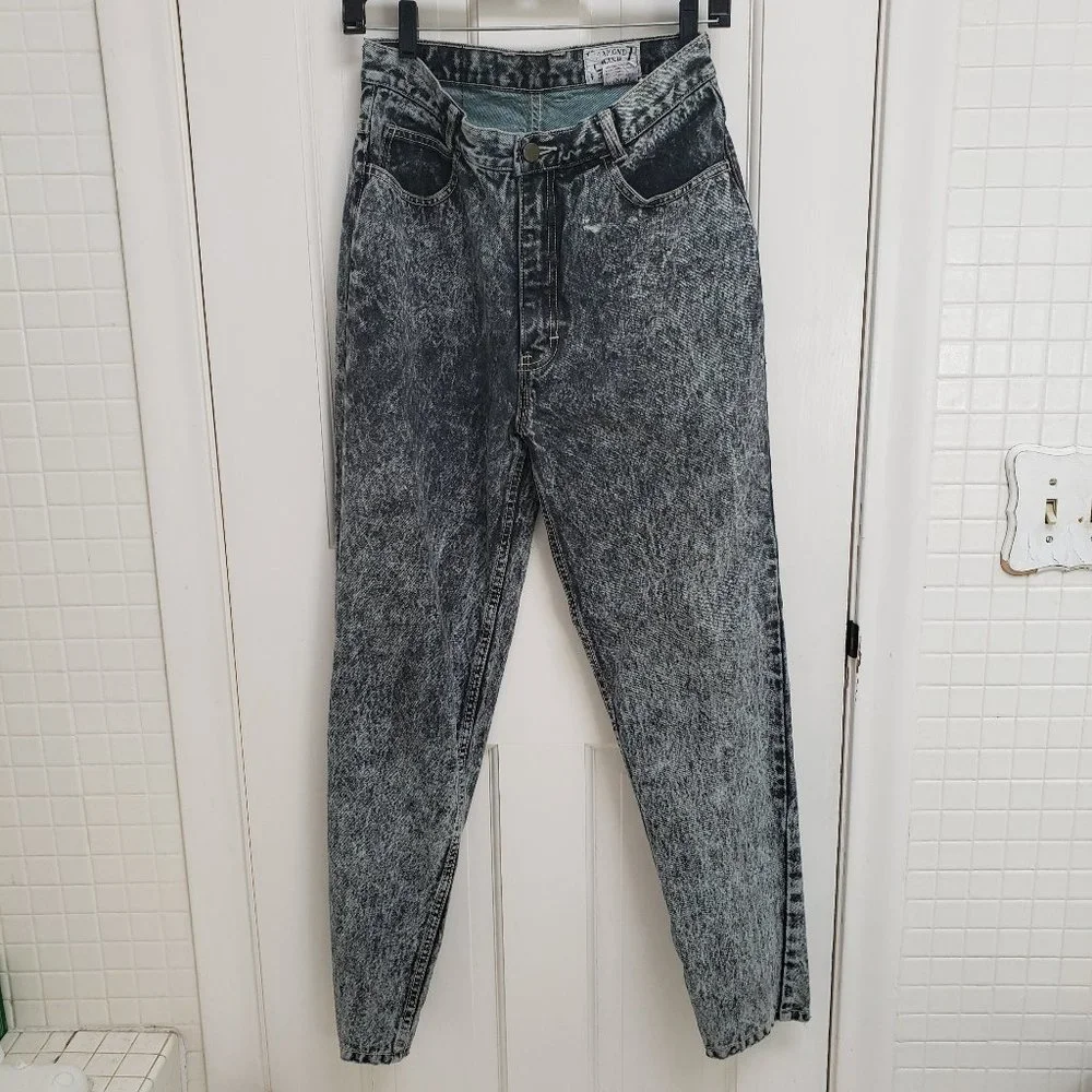 Sergio Valente Vintage 80s Acid Wash Mom Jeans Ankle Zip Tapered